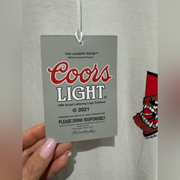 The Laundry Room Coors Light Please Drink Responsibly Oversized T-Shirt Size L. - Picture 5 of 7